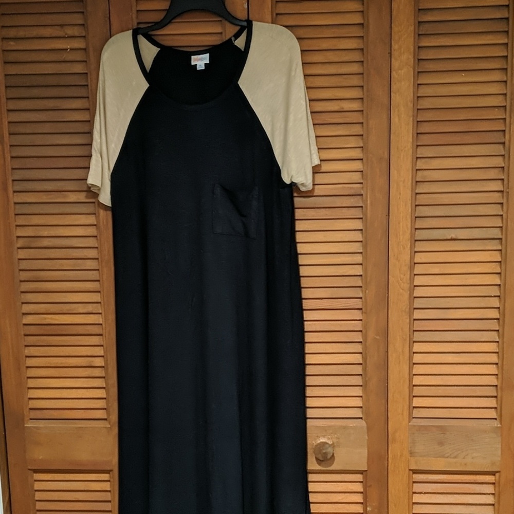 Lularoe Carly dress